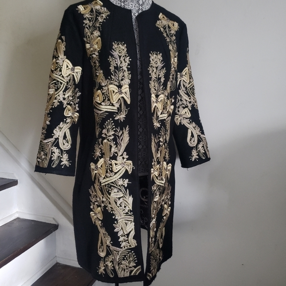 Embroidery Wool Coat